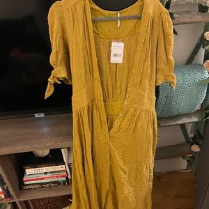 Medium free people maxi dress, unworn tags still on